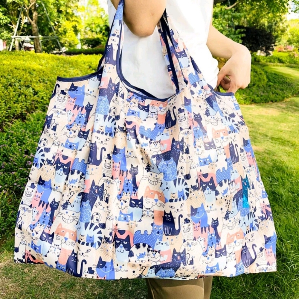 Cat 🐈 xlarge nylon compact expandable shopper/tote